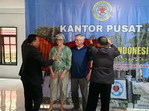 Kunjungan LCMS ke Kantor Pusat GKLI