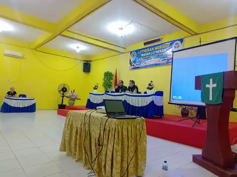 LCMS kontribusikan buku BIL