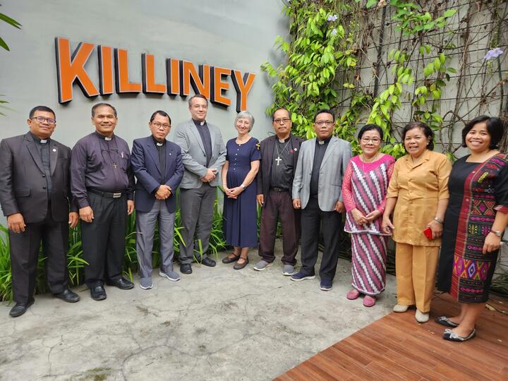BIL.jpg Tim Penyusun BIL